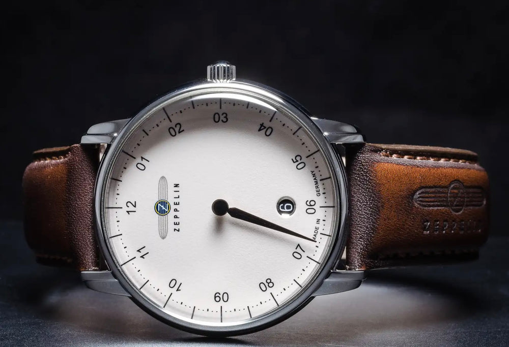Zeppelin \'New Captain\'s horloge Monotimer 8642-5 line